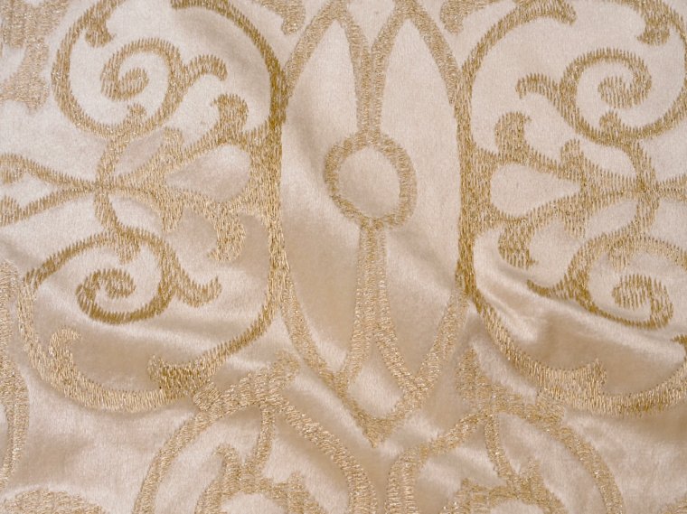 Exquisite Light Metallic Gold Velvet Damask Fabric for Upholstered